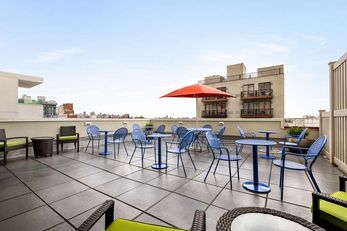 Home2 Suites New York Island City