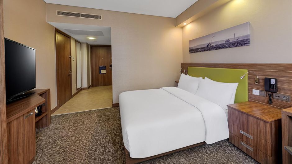 Hampton by Hilton Istanbul Kayasehir Room