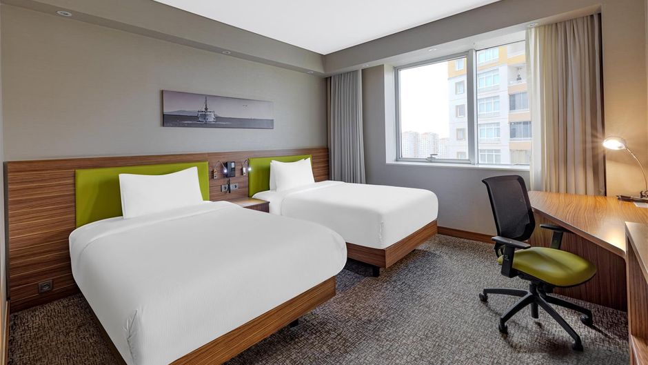 Hampton by Hilton Istanbul Kayasehir Room