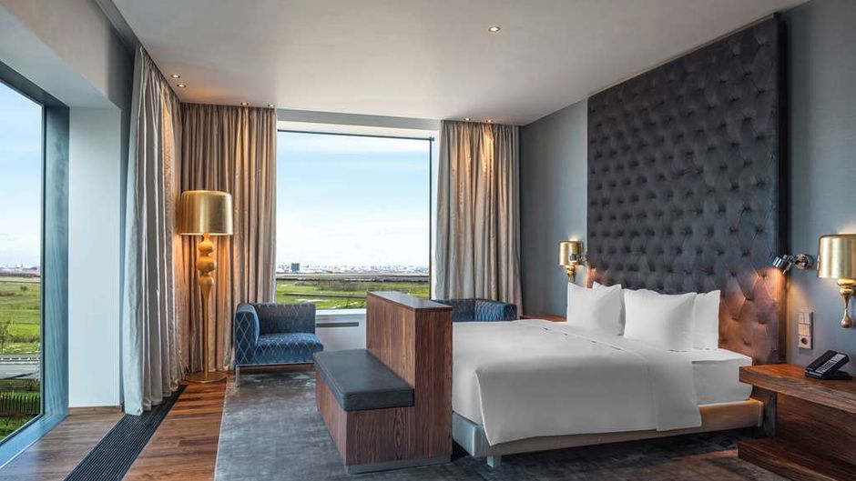 Hilton Saint Petersburg ExpoForum Room