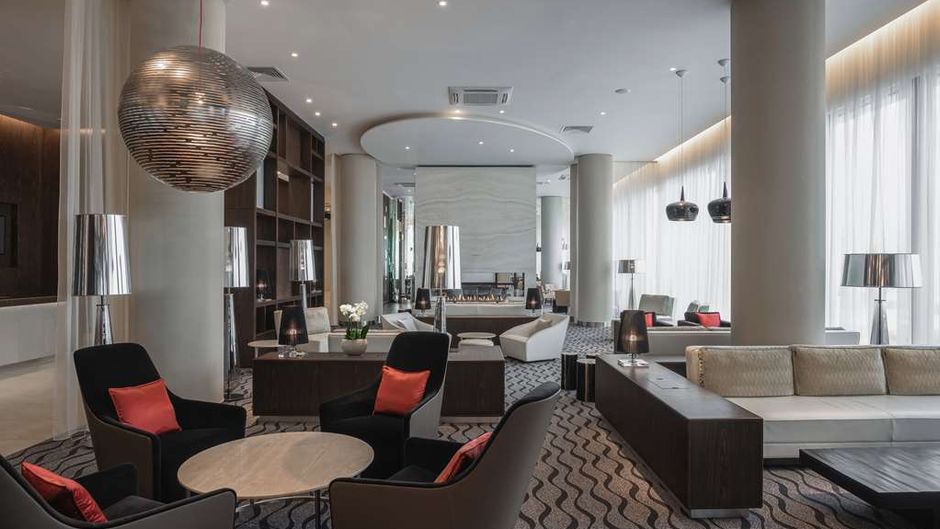 Hilton Saint Petersburg ExpoForum Lobby
