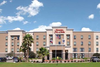 Hampton Inn & Suites Bay City