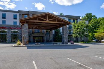 Hampton Inn & Suites Lake George