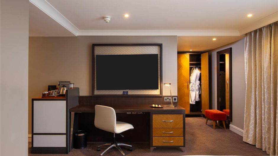 DoubleTree by Hilton London - Ealing Room