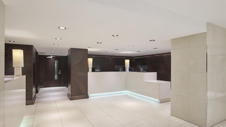 DoubleTree by Hilton London - Hyde Park Lobby