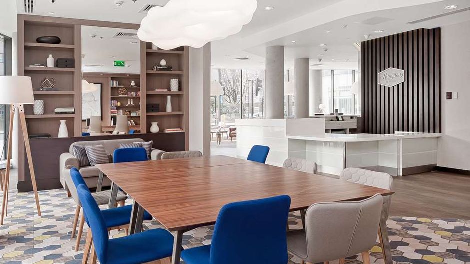 Hampton by Hilton London Waterloo Lobby