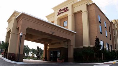 Hampton Inn & Suites Orlando-John Young