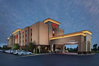 Hampton Inn & Suites Hotel Millington