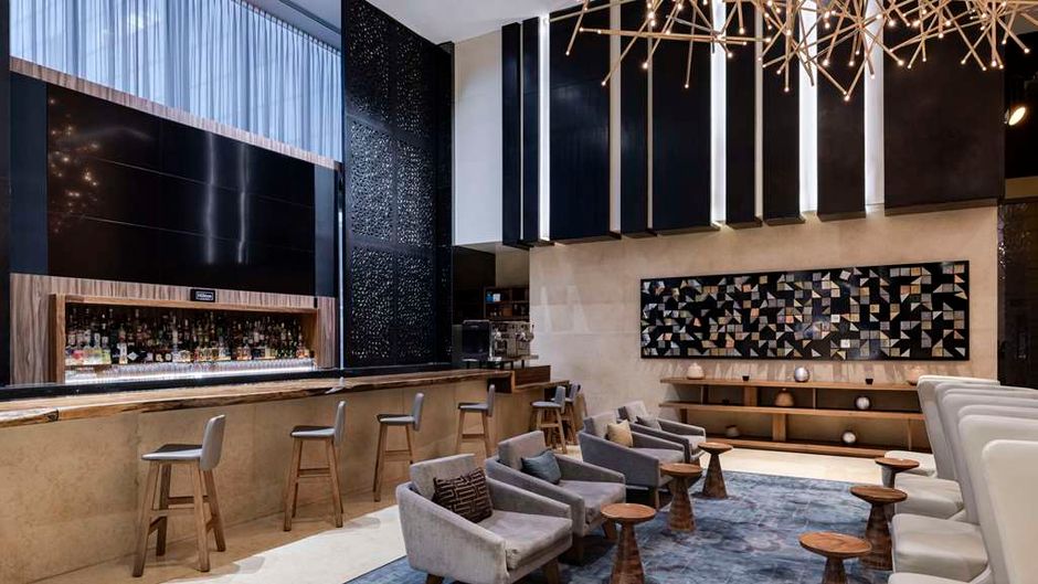 Hilton Mexico City Santa Fe Lobby
