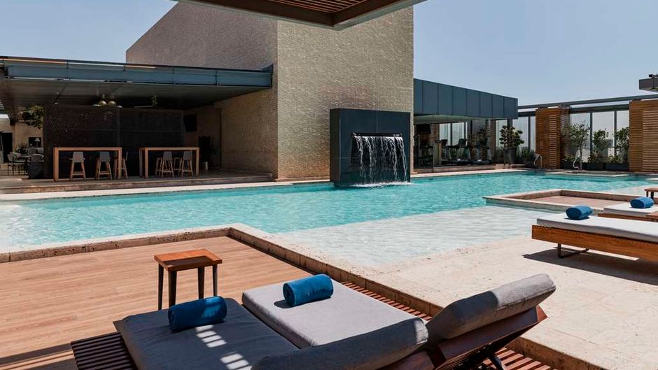 Hilton Mexico City Santa Fe Pool