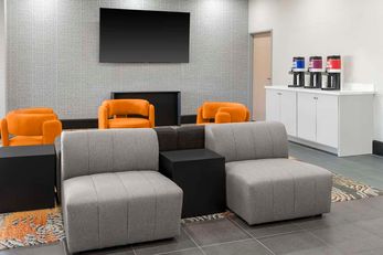 Hampton Inn Olathe