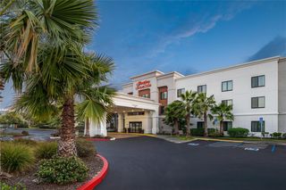 Hampton Inn & Suites Oakland Airport
