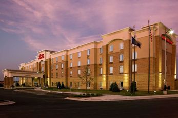 Hampton Inn & Suites - La Vista