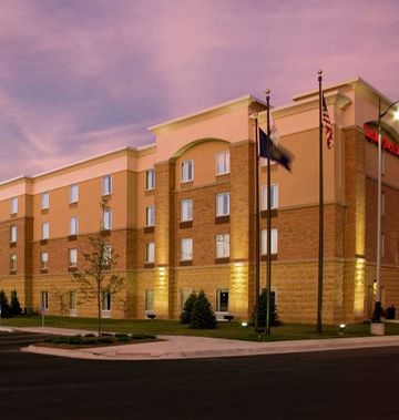 Hampton Inn & Suites - La Vista