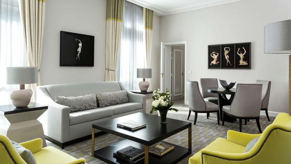 Hilton Paris Opera Room