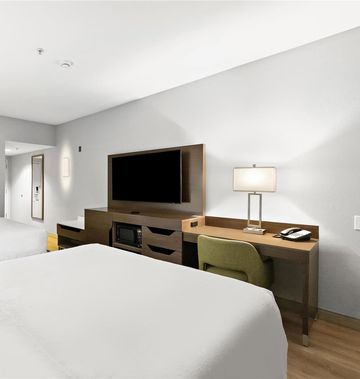 Hampton Inn & Suites Lancaster
