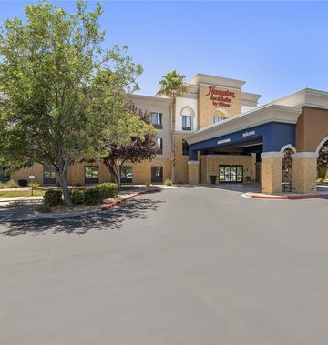 Hampton Inn & Suites Lancaster