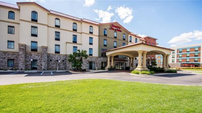 Hampton Inn & Suites I-10 Pine Forest Rd