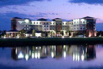 Homewood Suites by Hilton