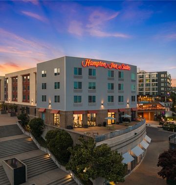 Hampton Inn & Suites Bremerton