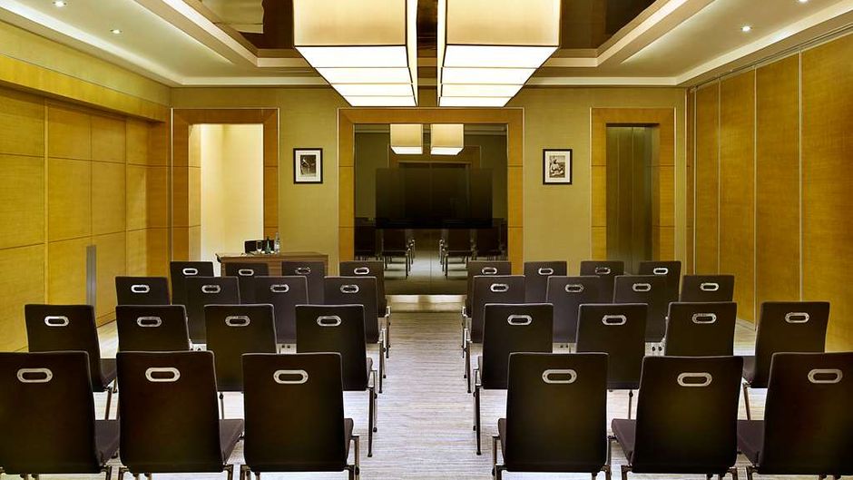 DoubleTree by Hilton Riyadh - Al Muroj Meeting