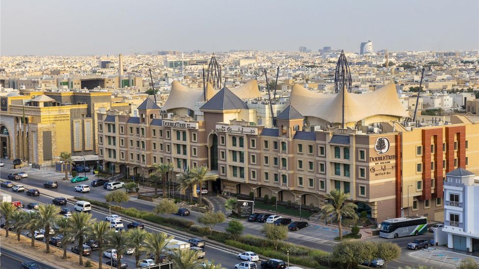 DoubleTree by Hilton Riyadh - Al Muroj Exterior