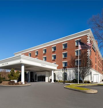 Hampton Inn & Suites Rockville Centre
