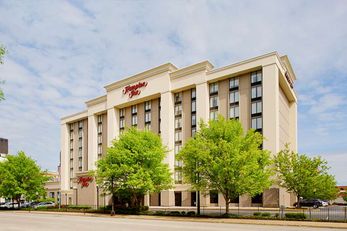 Hampton Inn Louisville Downtown