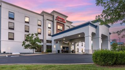 Hampton Inn & Suites Louisville East