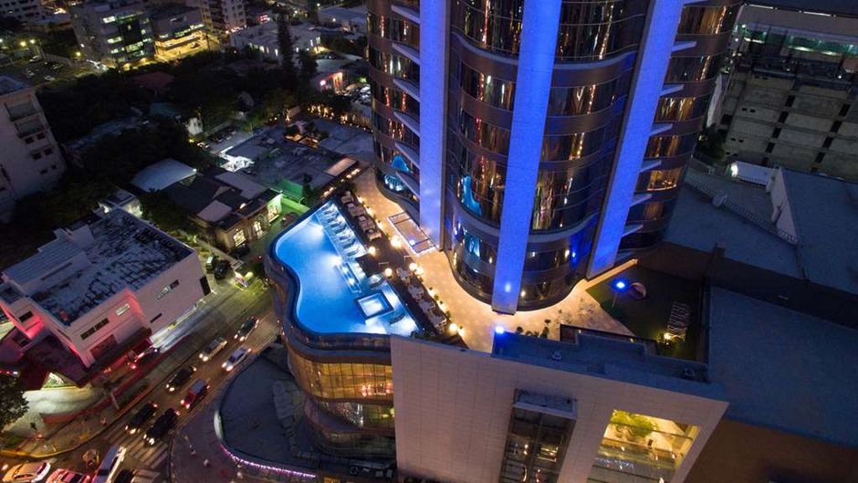 Embassy Suites by Hilton Santo Domingo Exterior