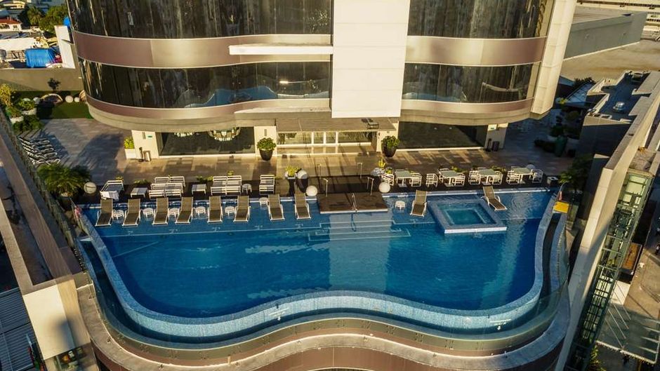 Embassy Suites by Hilton Santo Domingo Pool