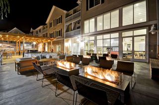 Homewood Stes Hilton Oakland-Waterfront