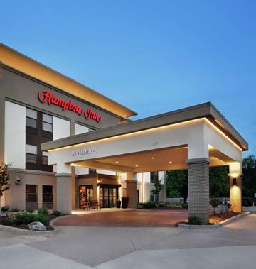 Hampton Inn Shawnee