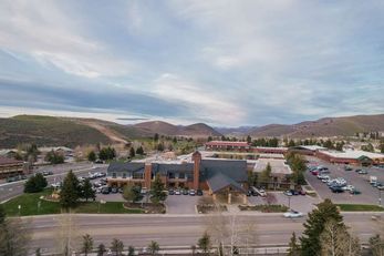 DoubleTree by Hilton - The Yarrow