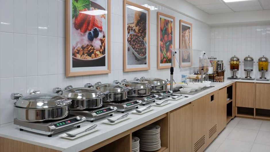 Hampton Inn by Hilton Saltillo Airport Restaurant