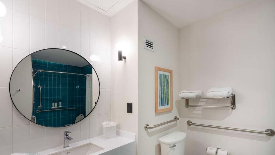 Hampton Inn by Hilton Saltillo Airport Room