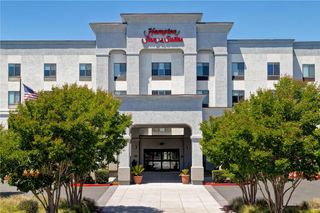 Hampton Inn & Suites Sonoma County