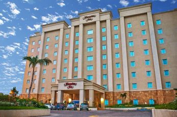 Hampton Inn by Hilton Tampico