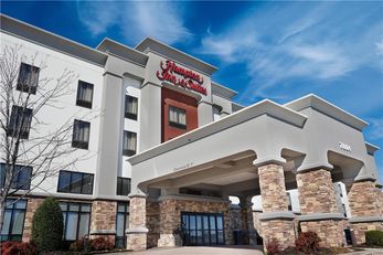 Hampton Inn & Suites Tulsa/Hills