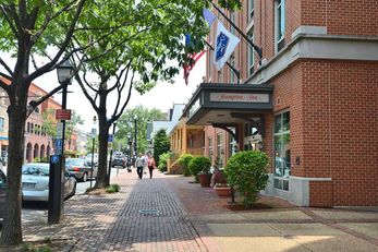 Hampton Inn Old Town/King St Metro