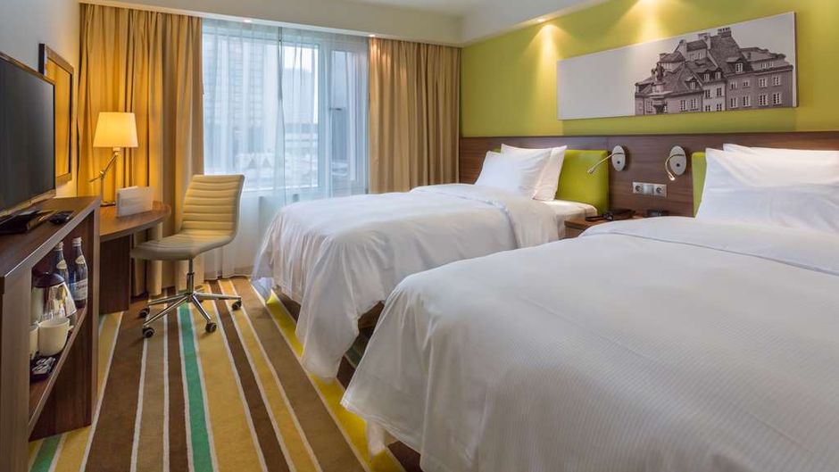 Hampton by Hilton Warsaw City Centre Room
