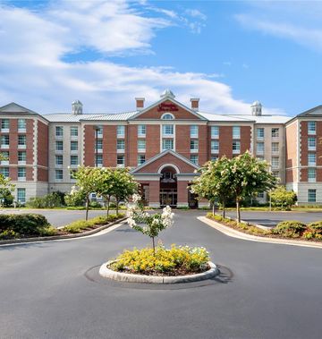 Hampton Inn & Suites Central