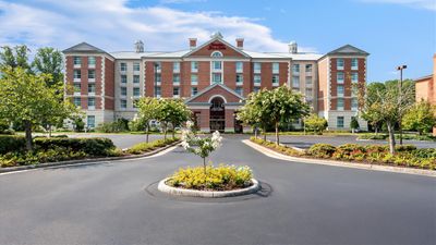 Hampton Inn & Suites Central