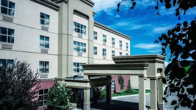 Hampton Inn Edmonton Airport