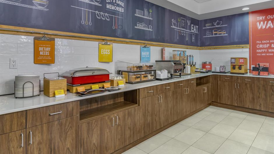 Hampton Inn & Suites West Restaurant