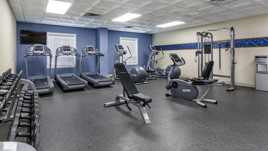 Hampton Inn & Suites West Health