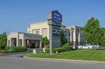 Hampton Inn & Suites Youngstown-Canfield