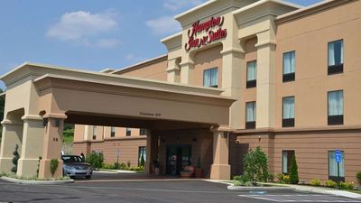 Hampton Inn & Suites Sharon