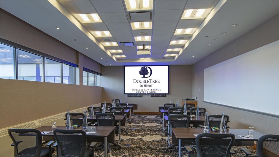 DoubleTree by Hilton Hotel & Conf Ctr Meeting