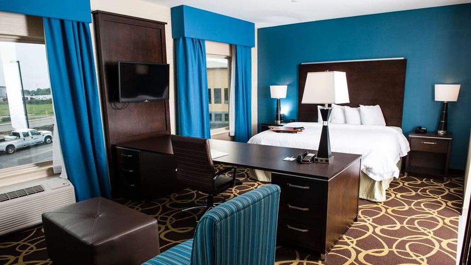 Hampton Inn & Suites, Regina East Gate Room